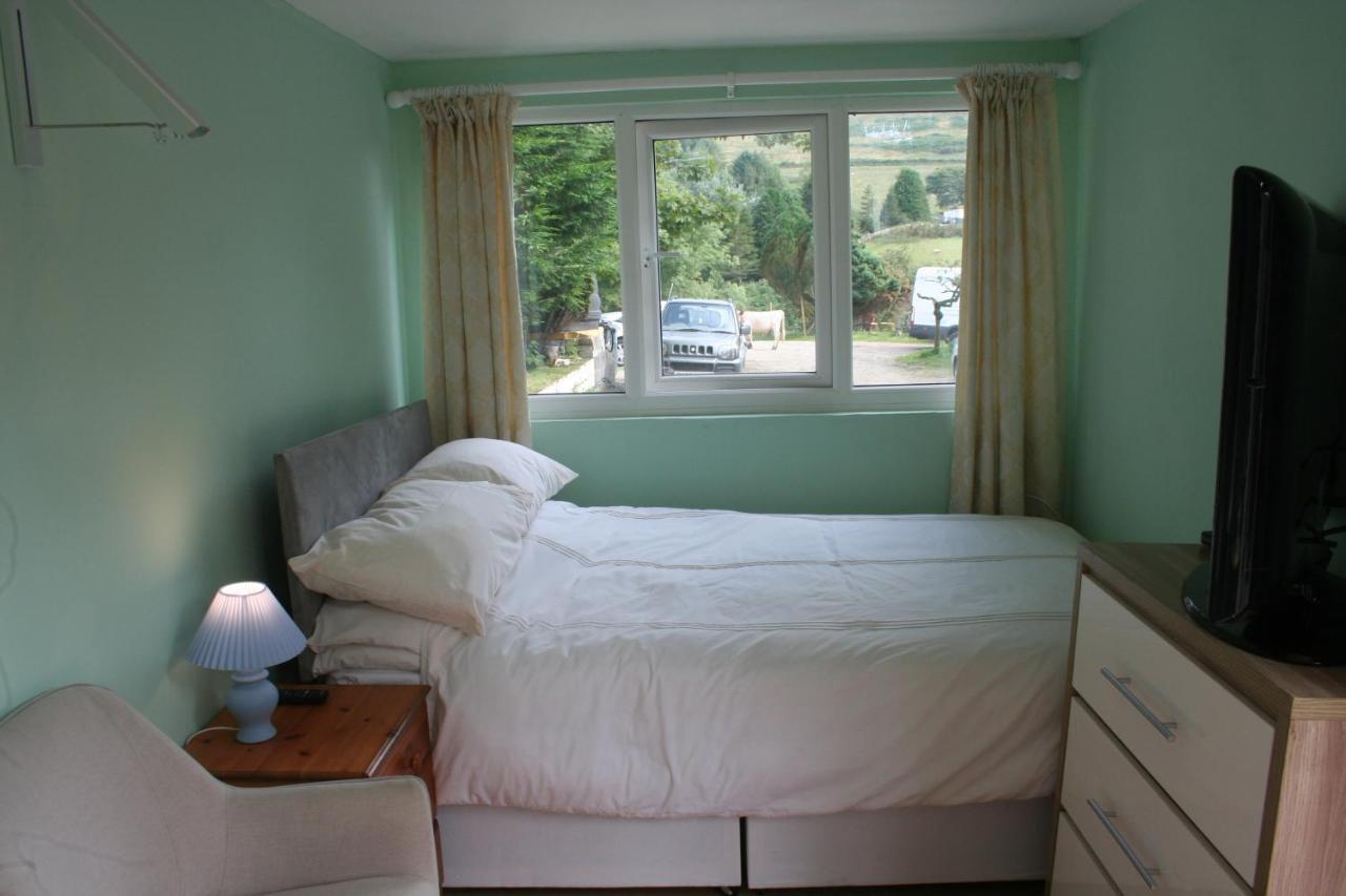 Coynant Farm Guesthouse - Farm Park Stay Swansea Ruang foto