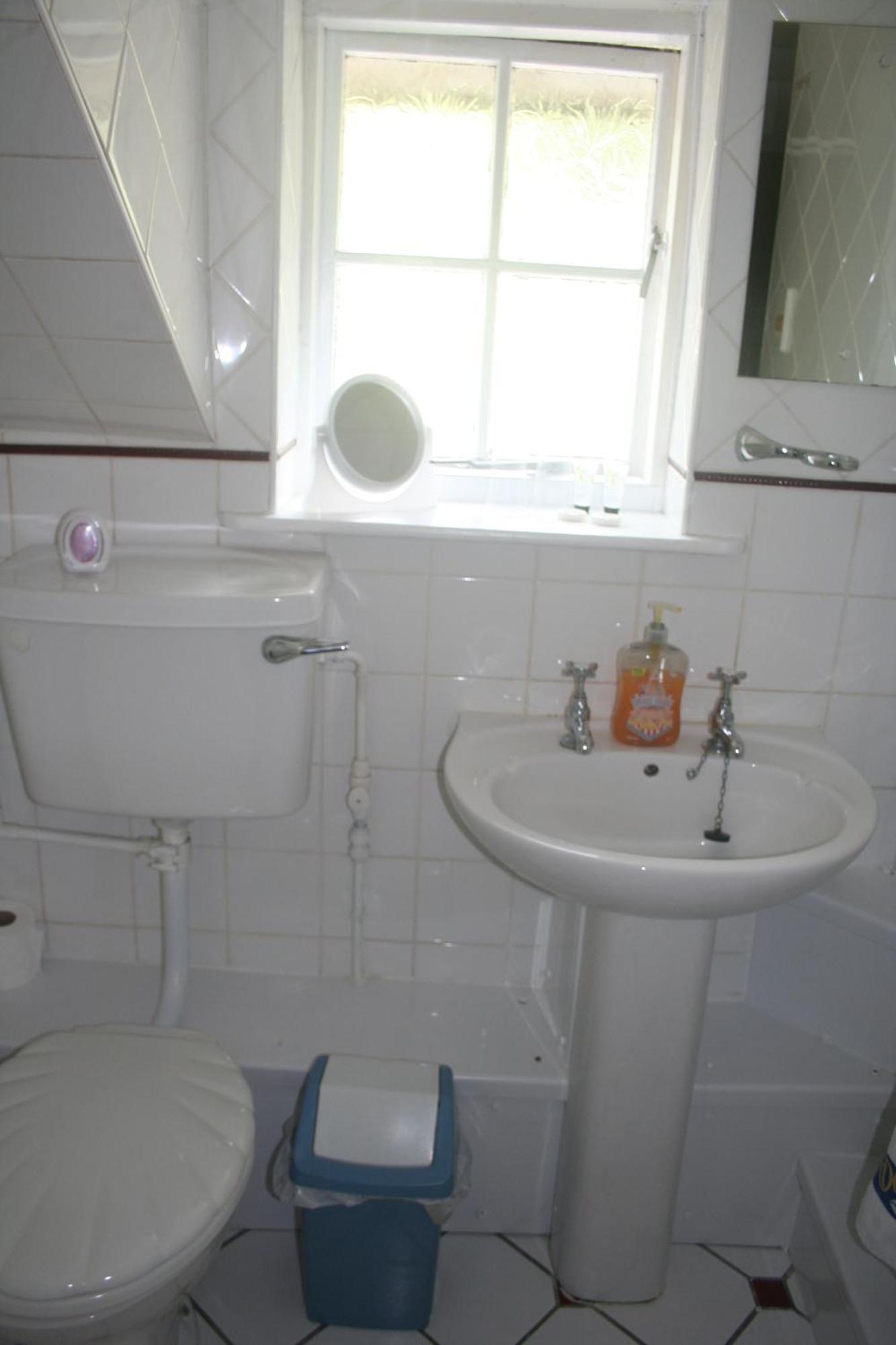 Coynant Farm Guesthouse - Farm Park Stay Swansea Ruang foto