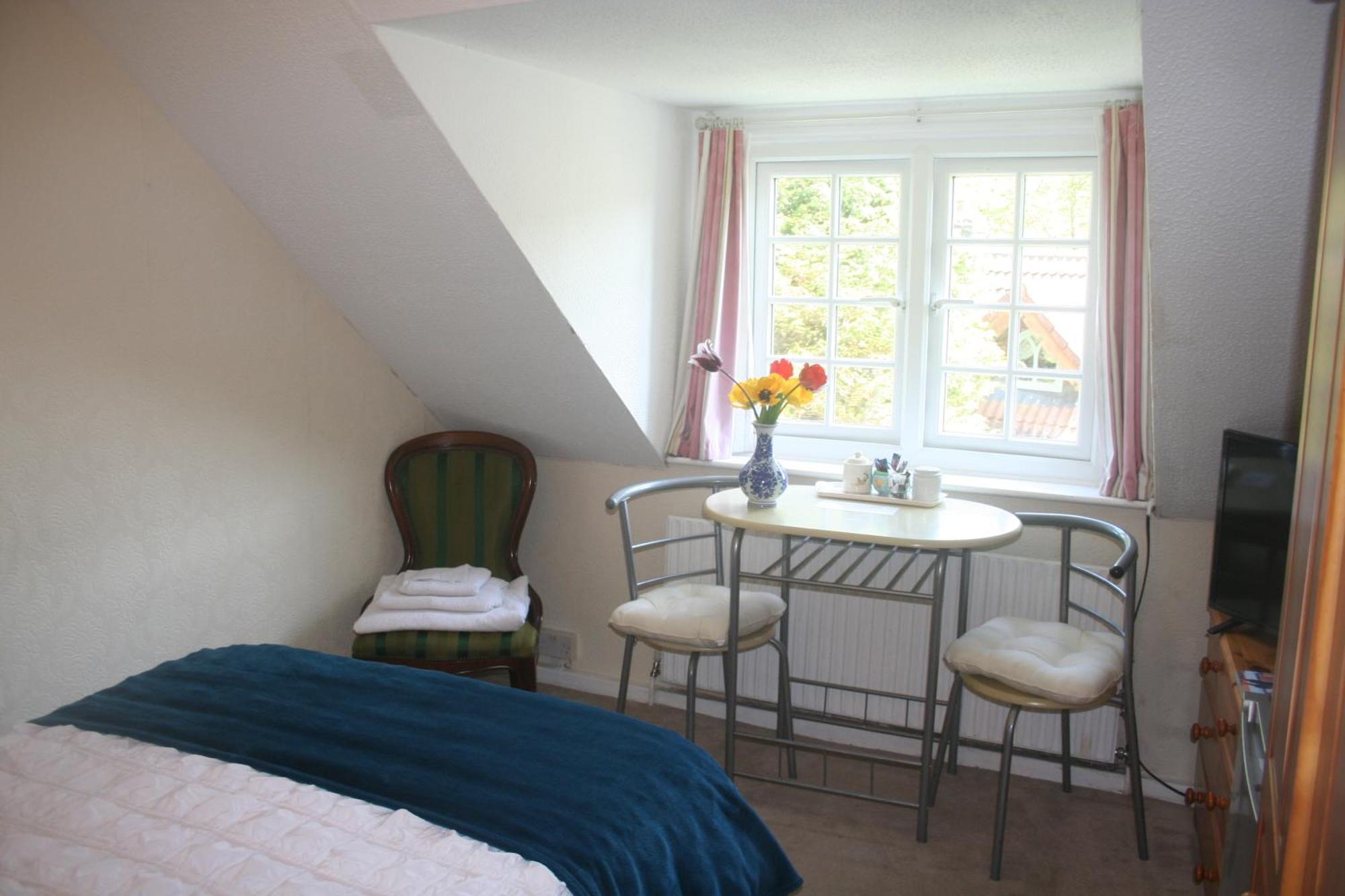 Coynant Farm Guesthouse - Farm Park Stay Swansea Ruang foto